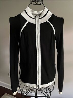 Travel Smith vintage Black and White Zip-Front cardigan light weight sweater